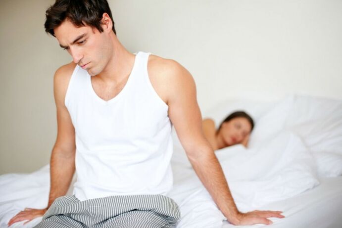 Olumsuz faktörlerin etkisi altında erkeklerde cinsel aktivite azalır